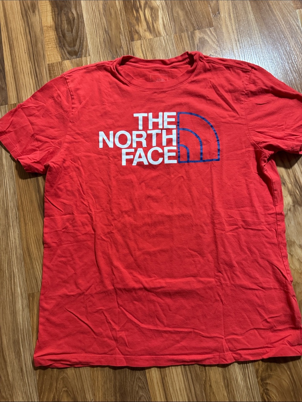 The North Face Men’s T Shirt Medium